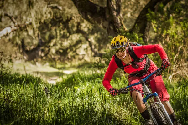 Woman Riding Mountainbike Forest Track Fort Ord National Monument Park — Stock Photo, Image