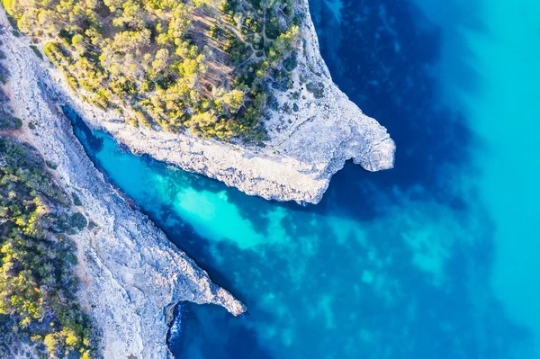 Испания Балеарские Острова Сантаньи Воздушный Вид Скалы Кало Ден Пердиу — стоковое фото