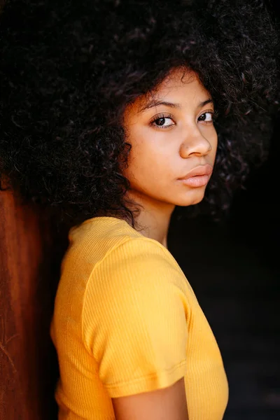 Portrait Young Woman Yellow Shirt — Stock Photo, Image