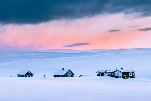 Abgelegene Ferienhäuser Winterlicher Landschaft Tana Norwegen — Stockfoto