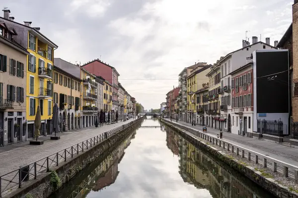 Włochy Mediolan Kanał Naviglio Grande Podczas Epidemii Covid — Zdjęcie stockowe