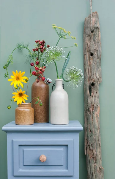 Drawer Diy Champagne Cork Handles Driftwood Flowers Blooming Stoneware Bottles — Stock Photo, Image