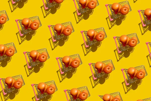 Pattern Fresh Apricots Miniature Shopping Carts — Stock Photo, Image