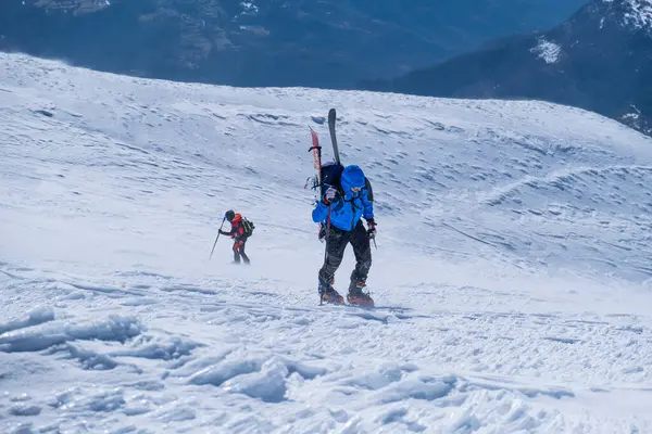 Ung Man Vandrar Mount Vettore Umbrien Italien — Stockfoto