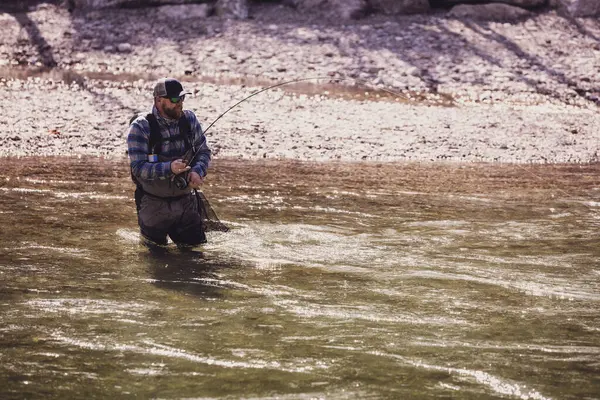 Fly Fisherman Catching Fish River Sunny Day — Stock Photo, Image