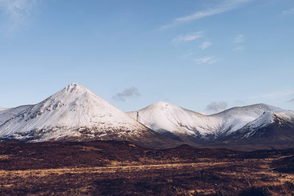 Wielka Brytania Szkocja Snowcapped Góry Wyspy Skye Zimie — Zdjęcie stockowe