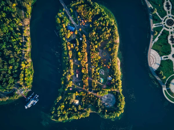 Drone Shot Amusement Park Amidst Kotorosl River — Stock Photo, Image