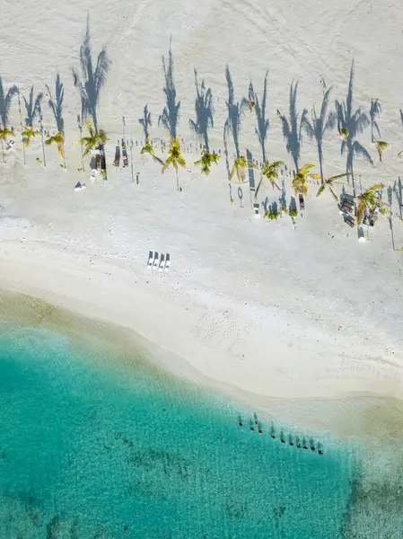 Sunshades Palm Trees Tropical Beach Aerial View Huraa Island Maldives — Stock Photo, Image