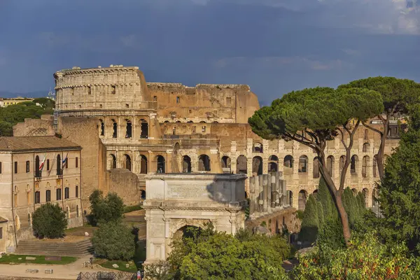 Italy Rome View Colosseum Arch Titus — Stock Photo, Image
