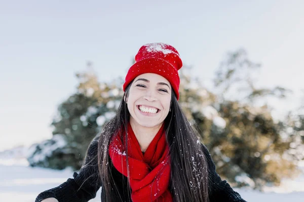 Cheerful Beautiful Woman Enjoying Winter Countryside — Stock Photo, Image