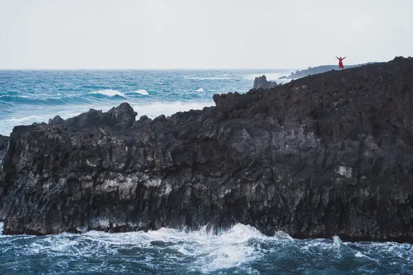 Woman Standing Arms Outstretched Mountain Los Hervideros Lanzarote Spain — Stock Photo, Image