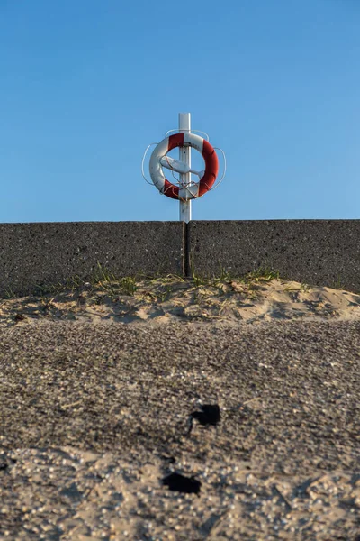 Denemarken Romo Reddingsgordel Aan Heldere Hemel — Stockfoto