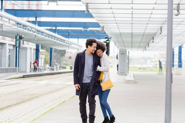 Cheerful Couple Embracing Railroad Station — Stock Photo, Image
