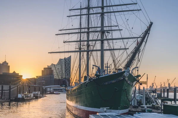 Niemcy Hamburg Muzeum Statku Rickmer Rickmers Wschodzie Słońca Łaby Philharmonic — Zdjęcie stockowe