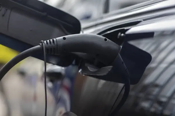 Chargement Voiture Électrique Avec Câble Alimentation Noir — Photo