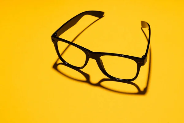 Studio Záběr Jednoduchých Klasických Brýlí — Stock fotografie