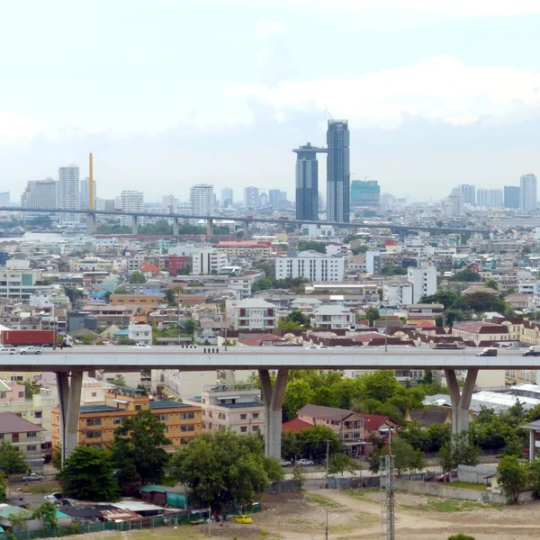 Bangkok, Tayland - 12 Haziran 2015: Bangkok, Tayland, Thailand, havadan görünümü. Bangkok Tayland, Tayland ekonomik Merkezi'en büyük şehridir. — Stok fotoğraf