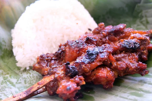 Ayam Panggang Dan Beras Lengket — Stok Foto