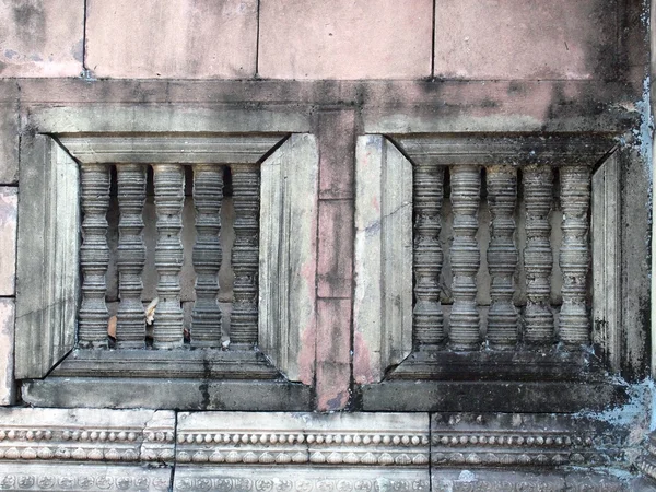 Гигантская цементная стена — стоковое фото