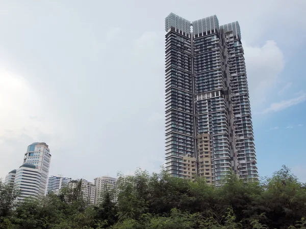 Bangkok, Thailand - den 23 augusti, 2014: Moderna glasbyggnad av "Bangkok Business Center" — Stockfoto