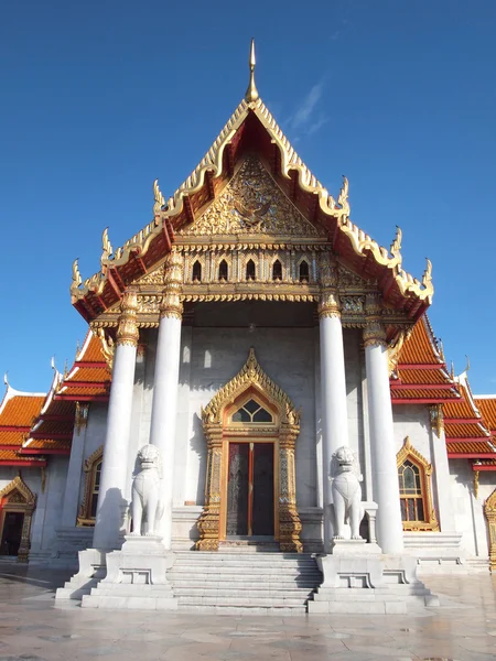 Templo de mármol (Wat Benchamabophit Dusitvanaram) Bangkok Tailandia — Foto de Stock