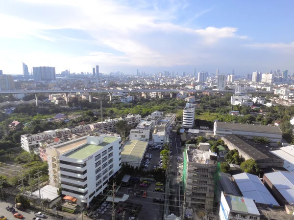 Бангкок, Таиланд - 6 ноября 2014 года: Вид с воздуха на Бангкок, Таиланд. Бангкок - крупнейший город Таиланда, экономический центр Таиланда . — стоковое фото
