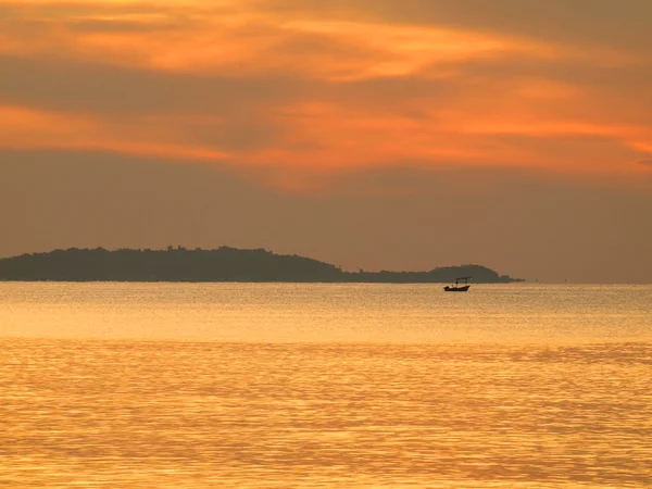 Sonnenaufgang im Meer — Stockfoto