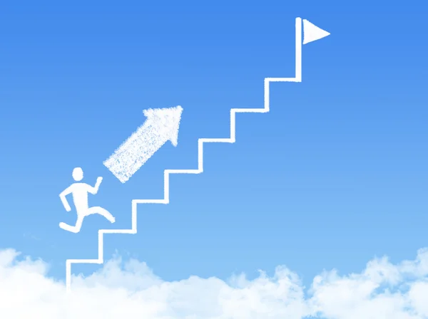 Escada de nuvem, o caminho para o sucesso no céu azul — Fotografia de Stock