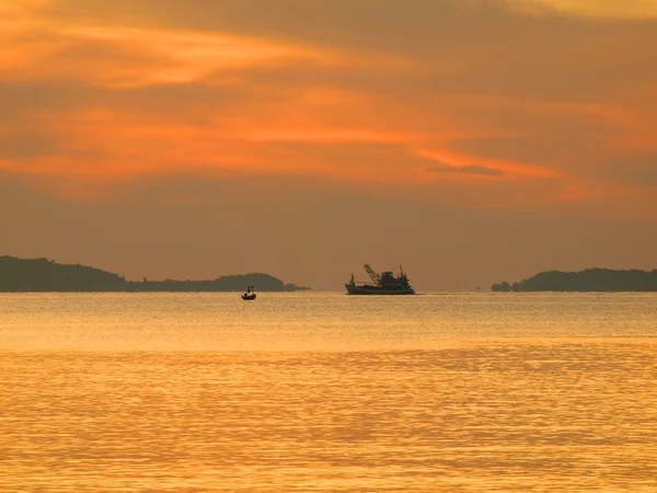 Sonnenaufgang im Meer — Stockfoto