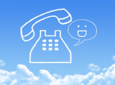 telefon bulut şeklin üzerindeki mavi gökyüzü