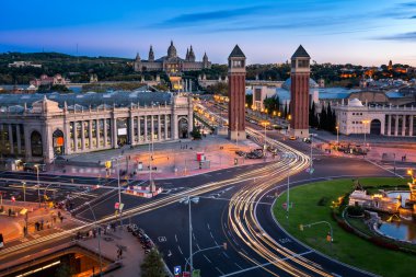 Placa Espanya ve Montjuic Hill Ulusal Sanat ile havadan görünümü