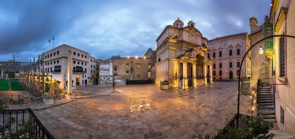 Panorama Saint Catherine av Italien kyrka och Jean Vallette Pjazz — Stockfoto