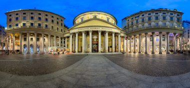 San Carlo Meydanı ve Kilisesi Saint Charles Borrome Panoraması