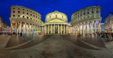 San Carlo Meydanı ve Kilisesi Saint Charles Borrome Panoraması