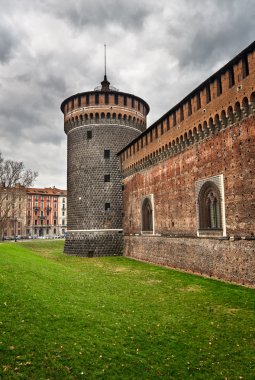 Milan, castello sforzesco (sforza Kalesi) dış duvarına ben