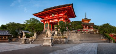 Otowa-san Kiyomizu-dera Tapınağı akşamları, Kyoto Panoraması