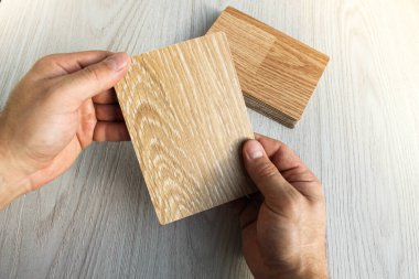 Kaplamalı renk seçimi. Döşeme için ahşap pervane. Parke için örnekler, yer rengi seçimi.