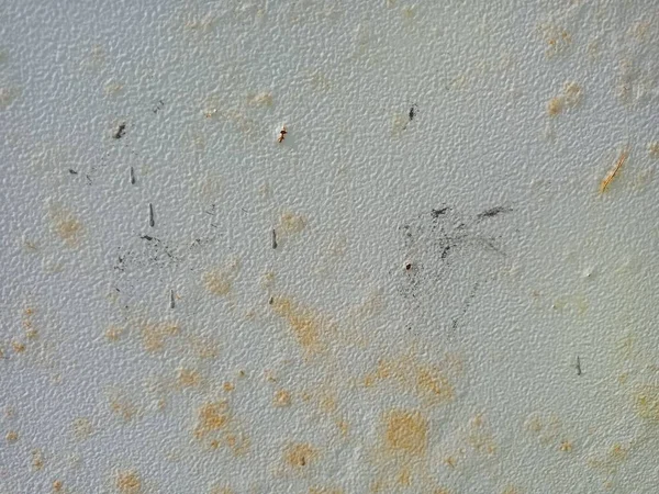 Old paint is cracking. Rust appeared from under the paint — Stock Photo, Image