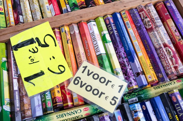 DVD's in a market stal at the Albert Cuyp flea market in Amsterdam. — Stock Photo, Image