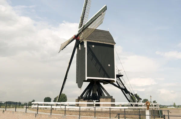 Mühle in Heusden. — Stockfoto