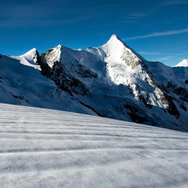Alta montaña — Foto de Stock