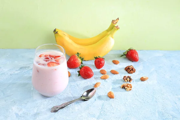 Strawberry Banana Smoothies Berries Banana Bright Table Useful Breakfast Made — Stock Photo, Image