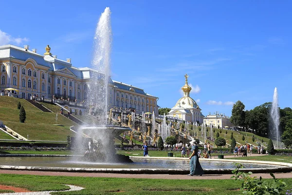 Rusland Sint Petersburg Peterhof Juli 2021 Foto Toont Fontein Van — Stockfoto
