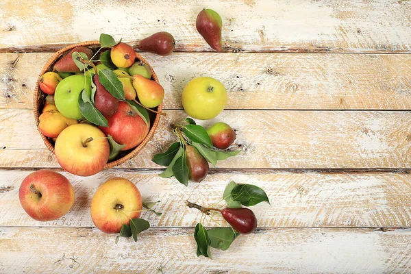Autumn Composition Apples Pears Sunny Wooden Table Thanksgiving Background Harvesting — Stock Photo, Image