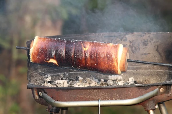 Ungarischer Kuchen in Flammen — Stockfoto