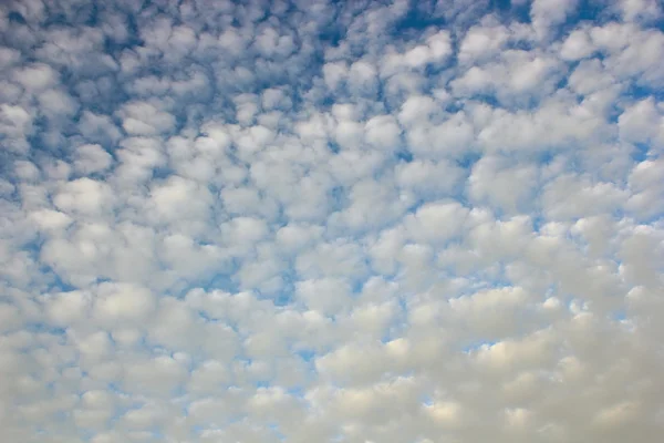 Interesting real sky background — Stock Photo, Image