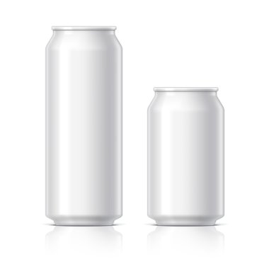 ışık ve parlak alüminyum kutular