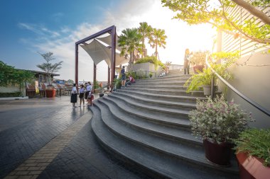 Bangkok, Tayland - 8 Nisan: Tha maharaj topluluk Alışveriş Merkezi, yeni