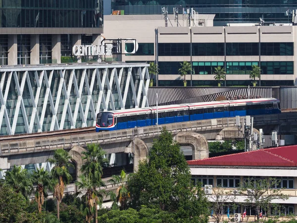 Bangkok Thailand Nov 2020 Bts Sky Tåg Går Förbi Central — Stockfoto