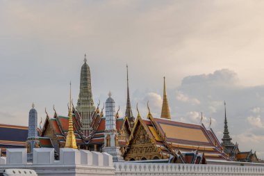 BANGKOK, THAILAND 19: 19: Wat pra kaew, Büyük Saray. 19 Haziran 2021 'de Bangkok, Tayland.